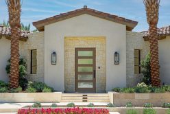 House entrance with Camilla Neo Ledge: Sawn thin veneer around door