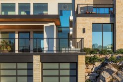 Home entry way with Nadia Neo Ledge: Sawn thin veneer