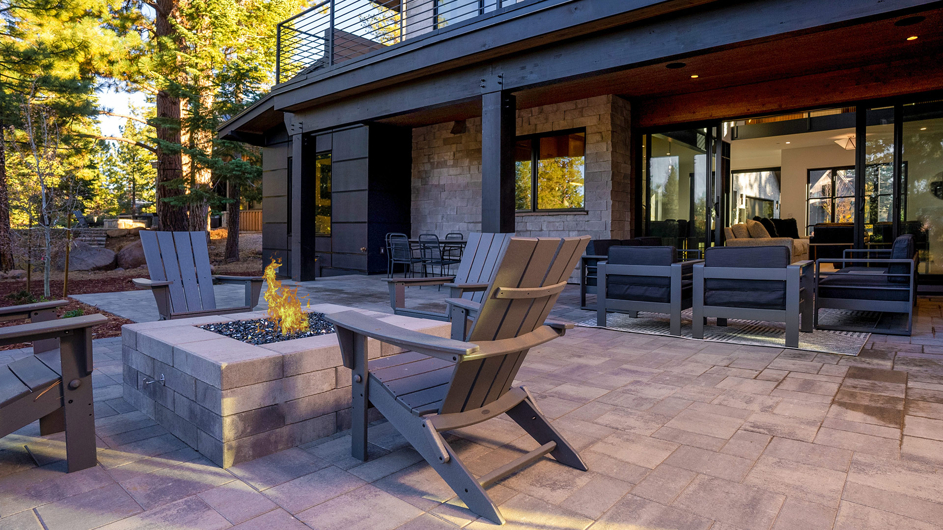 Maya Neo Ledge: Split natural stone thin veneer installed on custom home exterior.