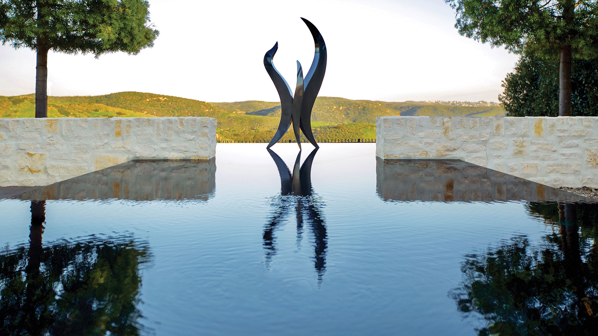 Rhinestone Rubble with Overgrout installed on exterior walls of custom home.